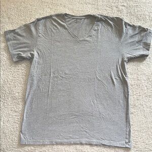👕 Men’s Gray V-Neck T-Shirt – Size Large